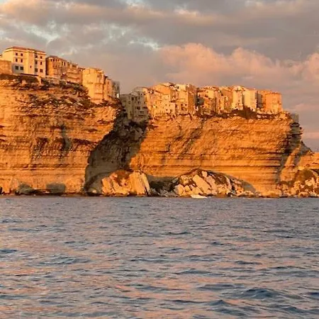 Bonifacio Tranquillité Paradis SantʼAmanza